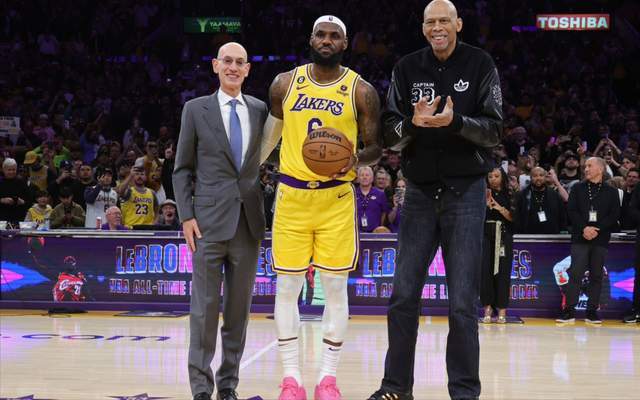 新老历史得分王的PK，论历史地位，詹姆斯是否超越贾巴尔了？